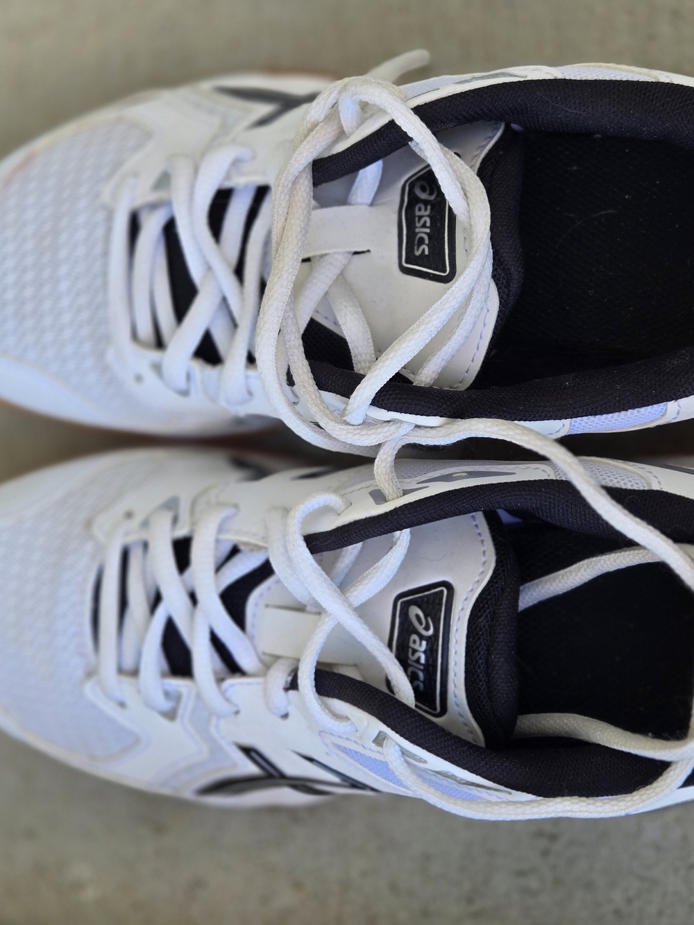 ASICS Womens White Black Orange Court Trainer - Picture 2 of 6